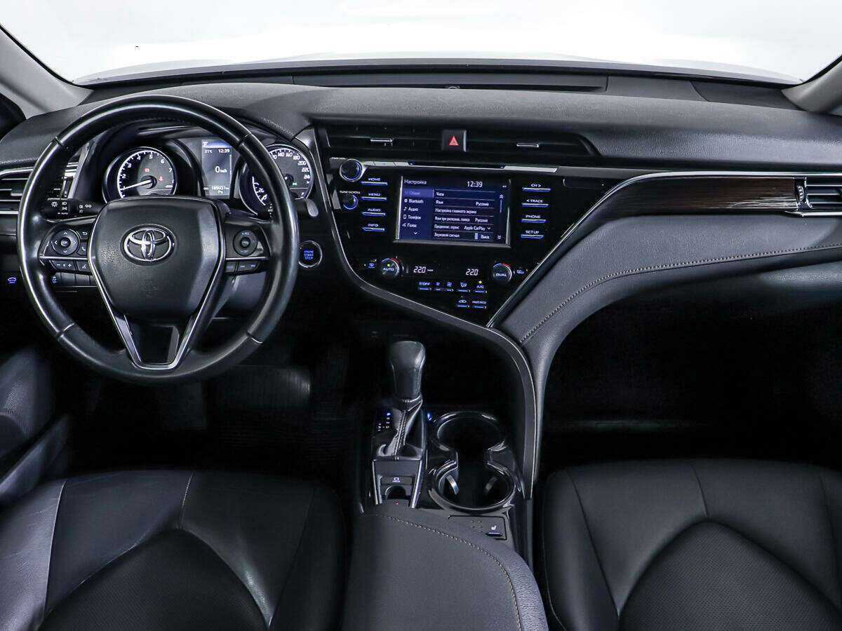 Toyota Camry б/у, 2020, Автоматическая. Фото: #5