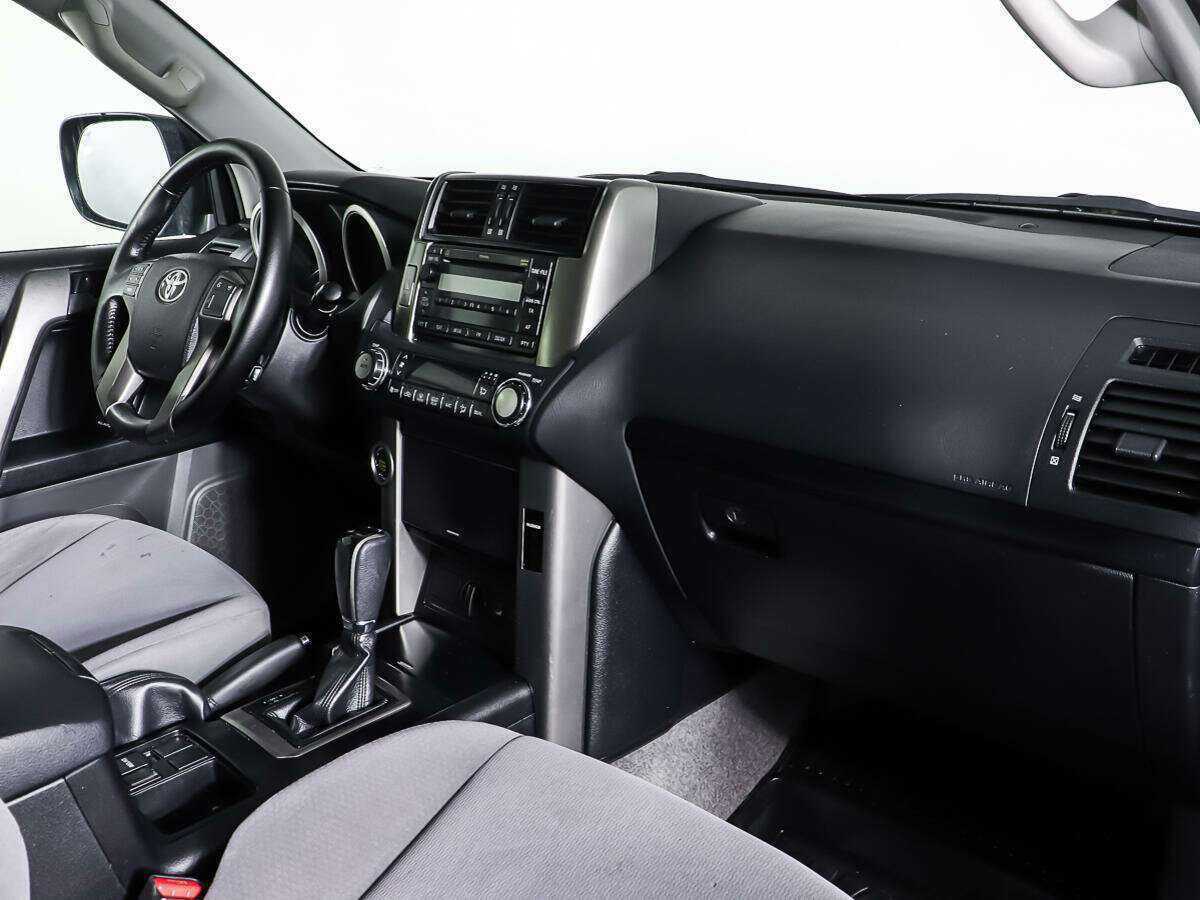 Toyota Land Cruiser Prado б/у, 2012, Автоматическая. Фото: #8