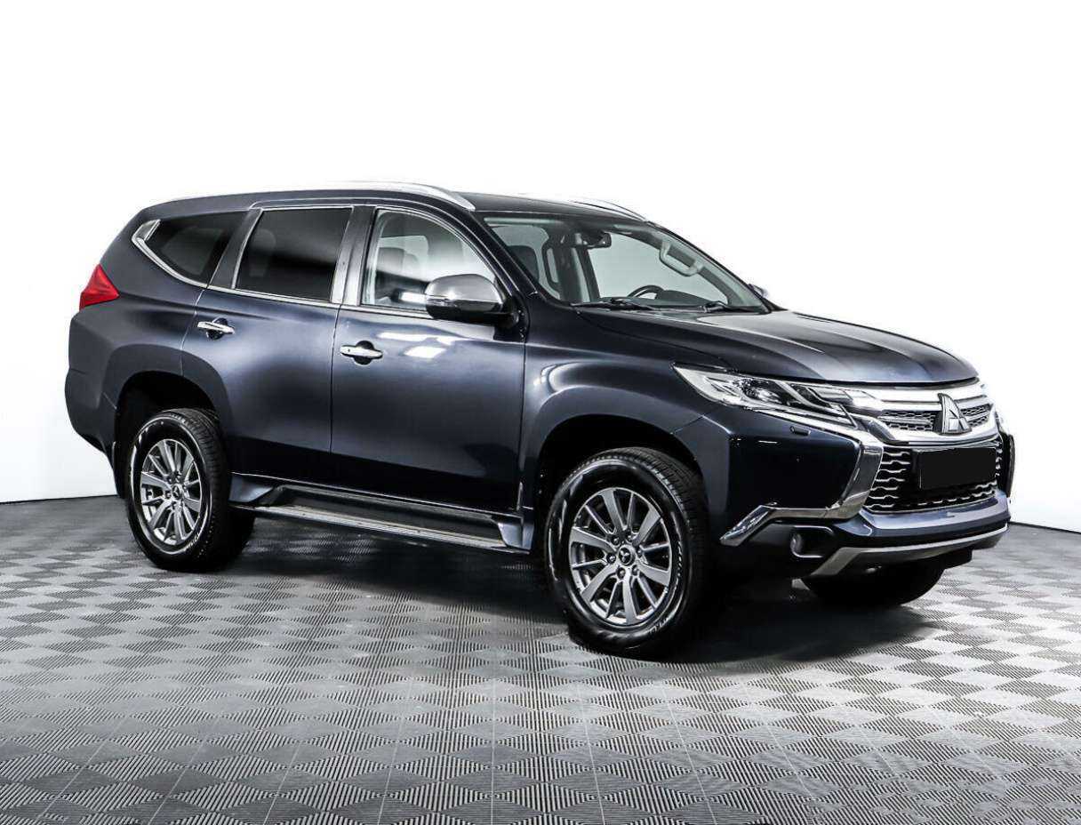 Mitsubishi Pajero Sport б/у, 2018, Автоматическая. Фото: #2