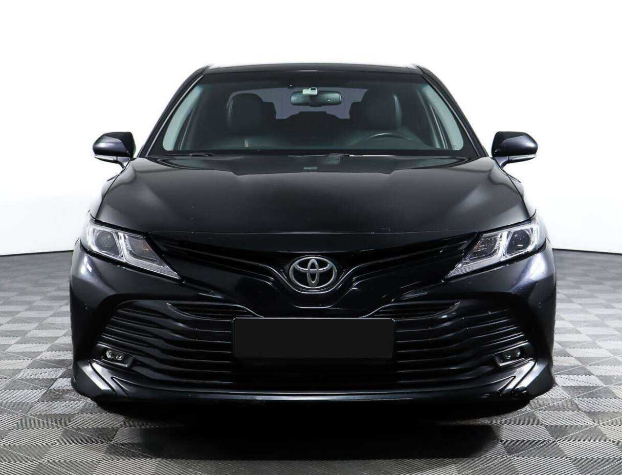 Toyota Camry б/у, 2020, Автоматическая. Фото: #1