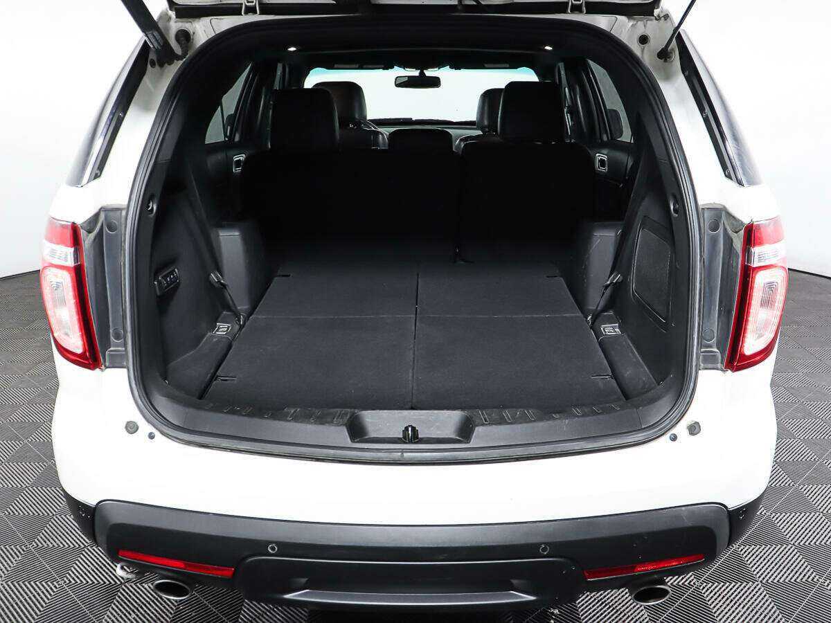 Ford Explorer б/у, 2012, Автоматическая. Фото: #8