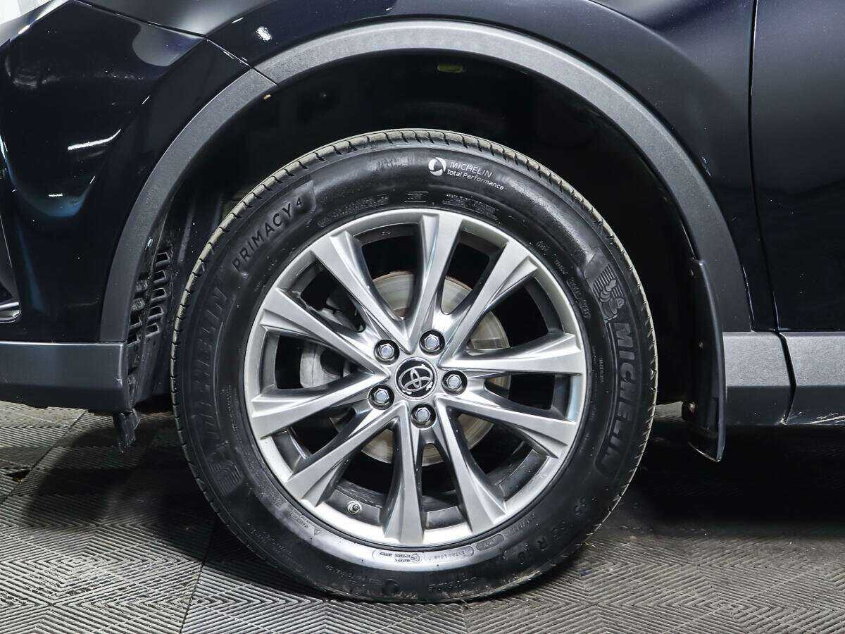 Toyota RAV4 б/у, 2018, Автоматическая. Фото: #21