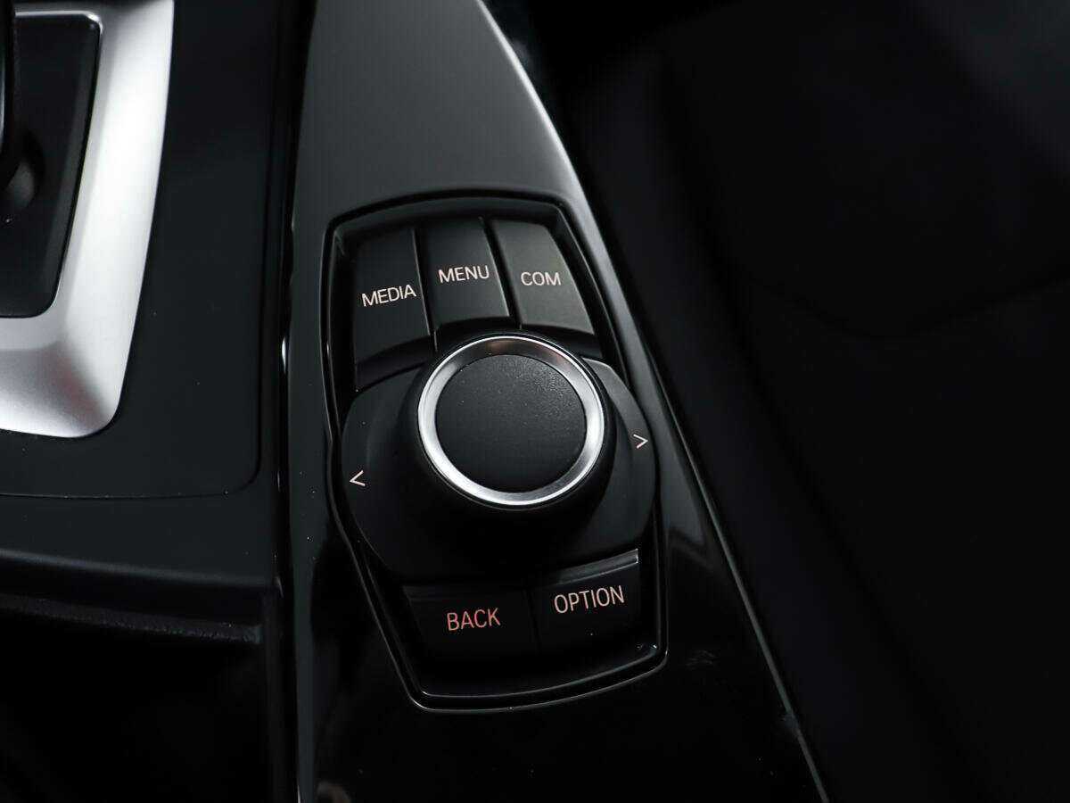 BMW 3 серии б/у, 2017, Автоматическая. Фото: #22