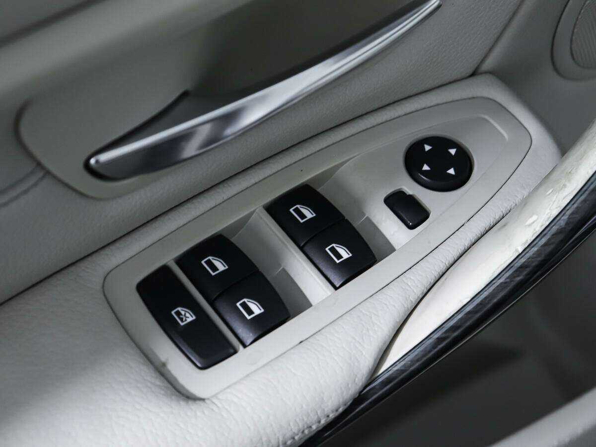 BMW 3 серии б/у, 2012, Автоматическая. Фото: #15