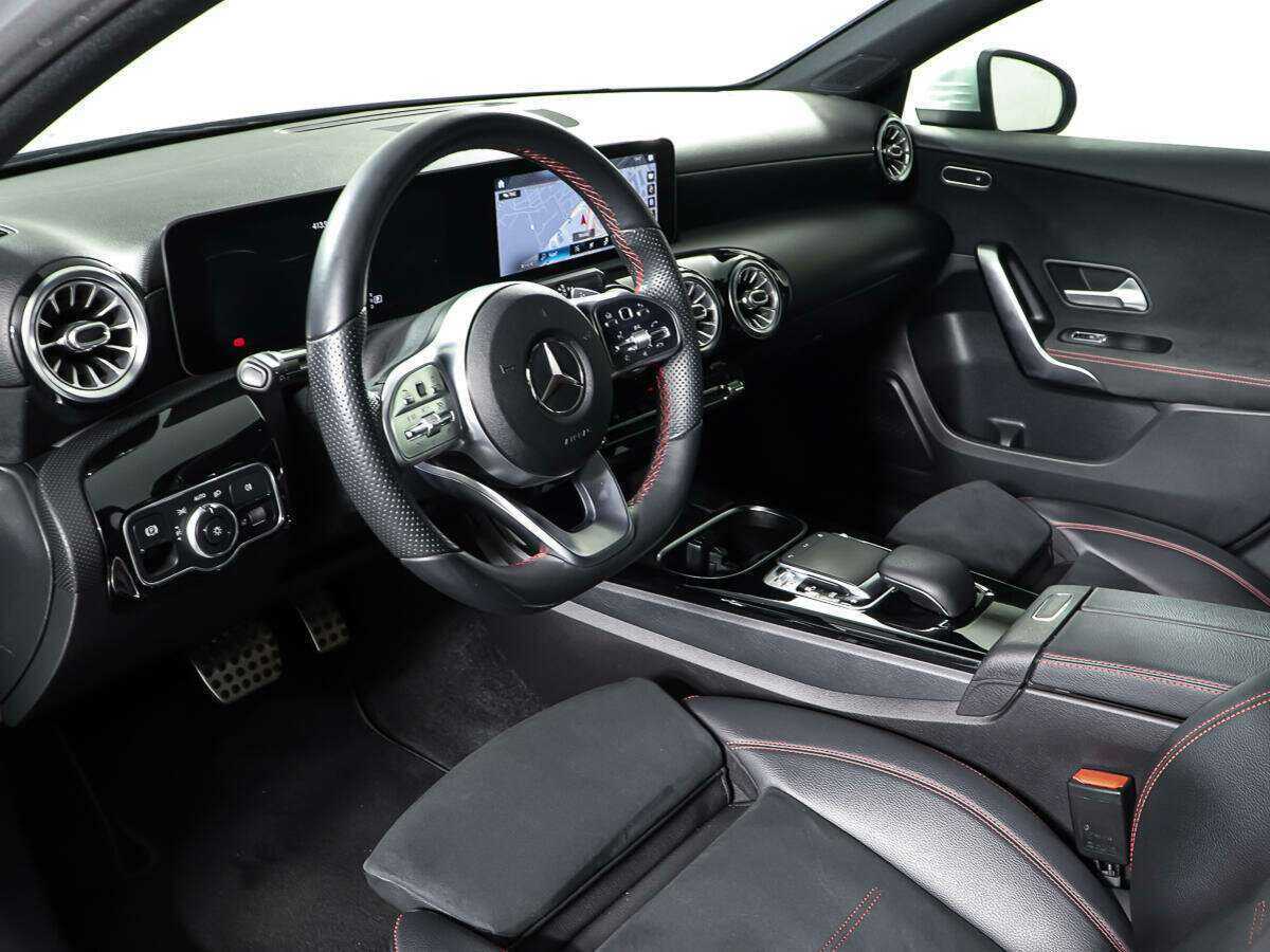 Mercedes-Benz A-Класс б/у, 2019, Роботизированная. Фото: #11