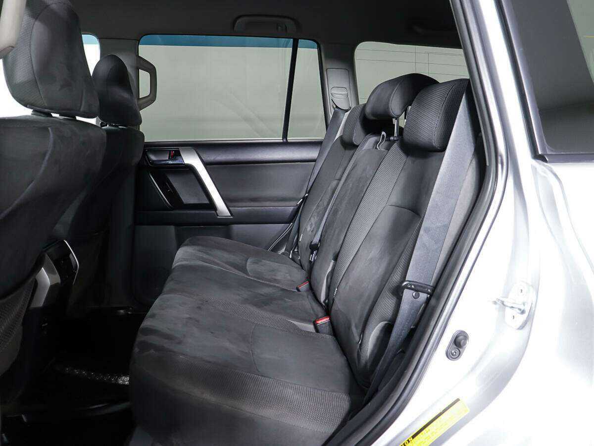 Toyota Land Cruiser Prado б/у, 2012, Автоматическая. Фото: #9