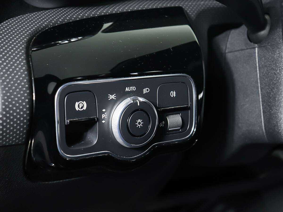 Mercedes-Benz CLA б/у, 2020, Роботизированная. Фото: #15