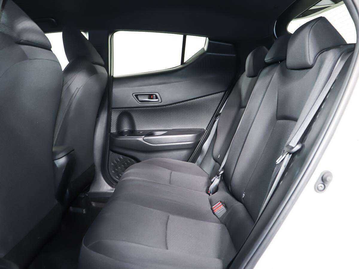 Toyota C-HR б/у, 2019, Вариатор. Фото: #9