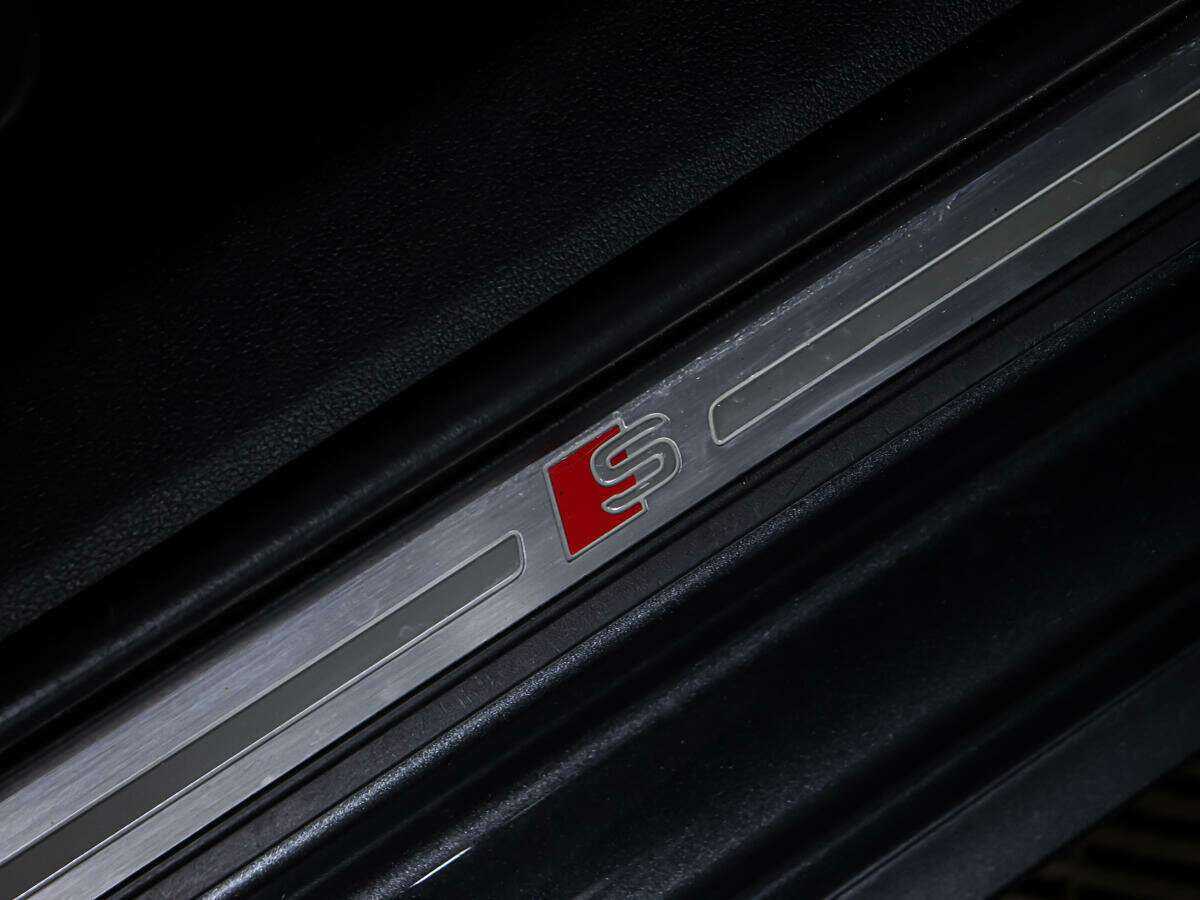 Audi A4 б/у, 2017, Роботизированная. Фото: #16