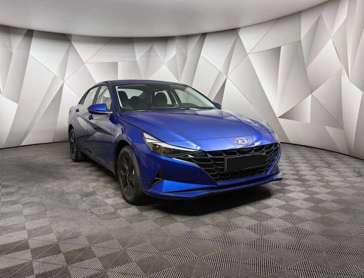 Hyundai Elantra б/у, 2022, Автоматическая. Фото: #2