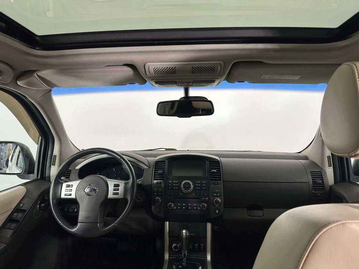 Nissan Pathfinder б/у, 2012, Автоматическая. Фото: #6