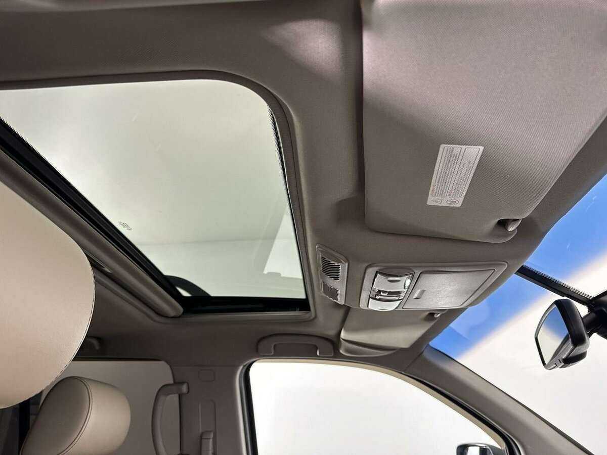 Nissan Pathfinder б/у, 2012, Автоматическая. Фото: #14