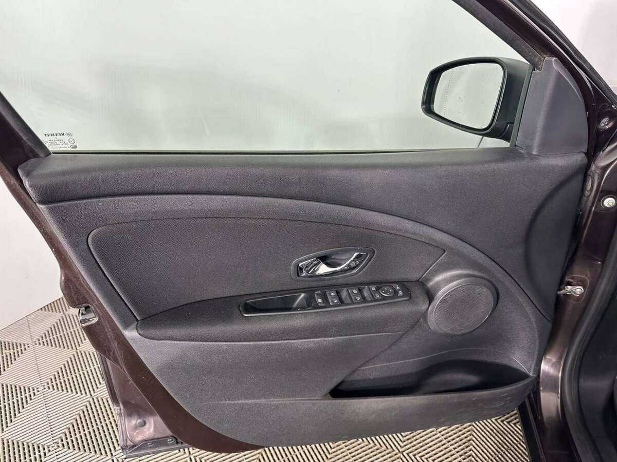 Renault Fluence б/у, 2014, Вариатор. Фото: #7