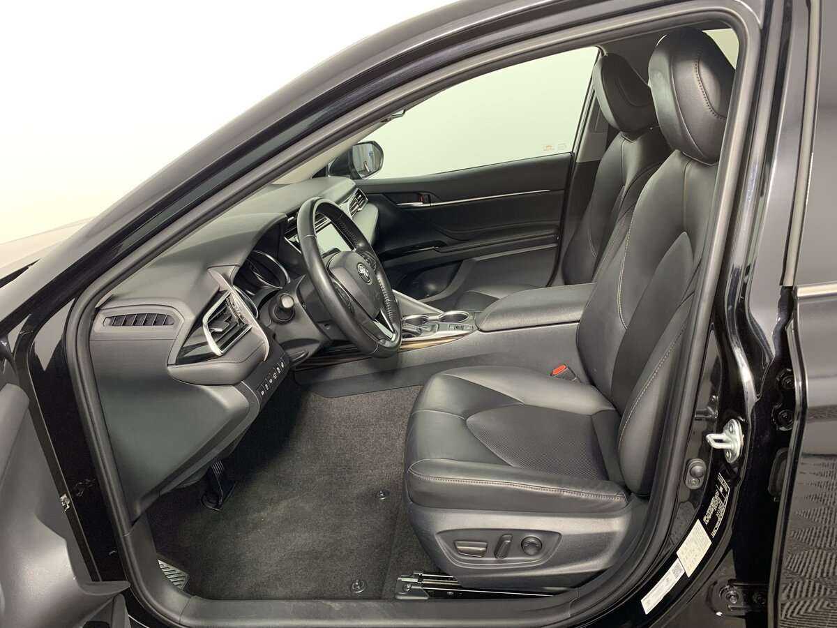 Toyota Camry б/у, 2019, Автоматическая. Фото: #11