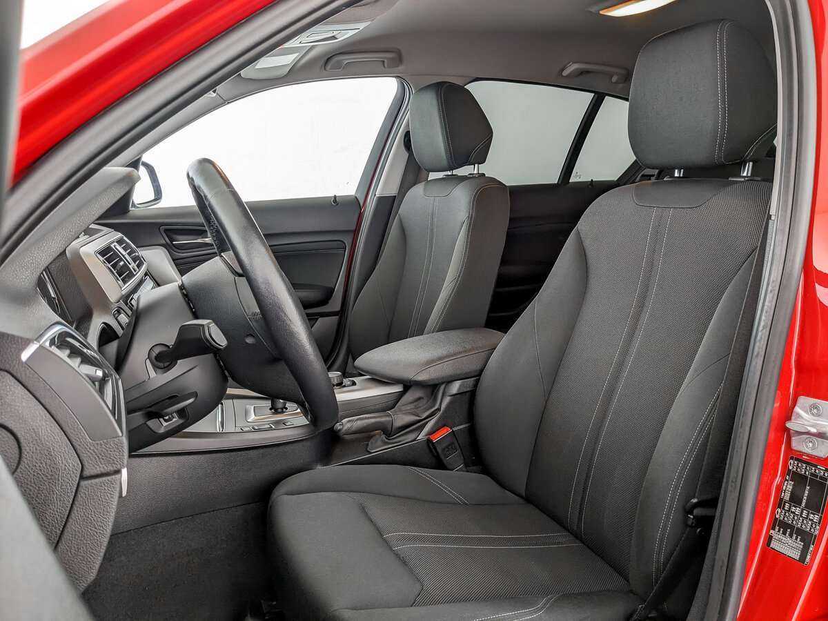 BMW 1 серии б/у, 2017, Автоматическая. Фото: #15