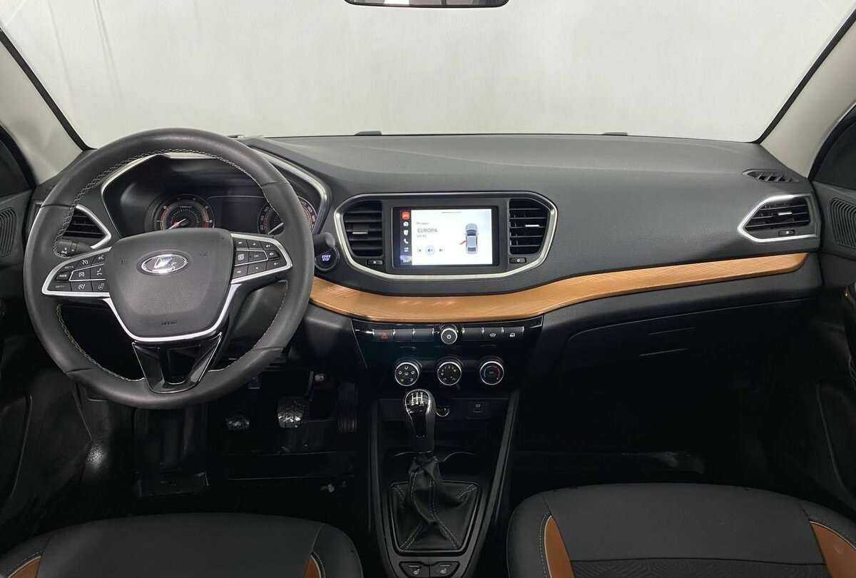 Lada (ВАЗ) Vesta б/у, 2023, Механическая. Фото: #10