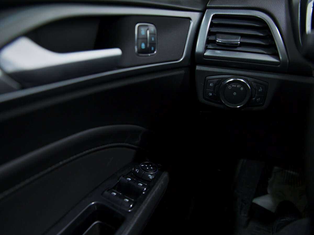 Ford Mondeo б/у, 2016, Автоматическая. Фото: #7