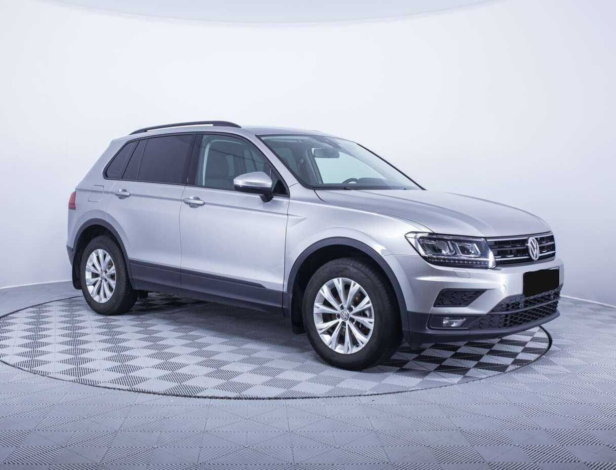 Volkswagen Tiguan б/у, 2020, Механическая. Фото: #2