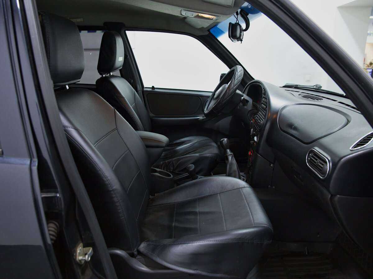 Chevrolet Niva б/у, 2017, Механическая. Фото: #6