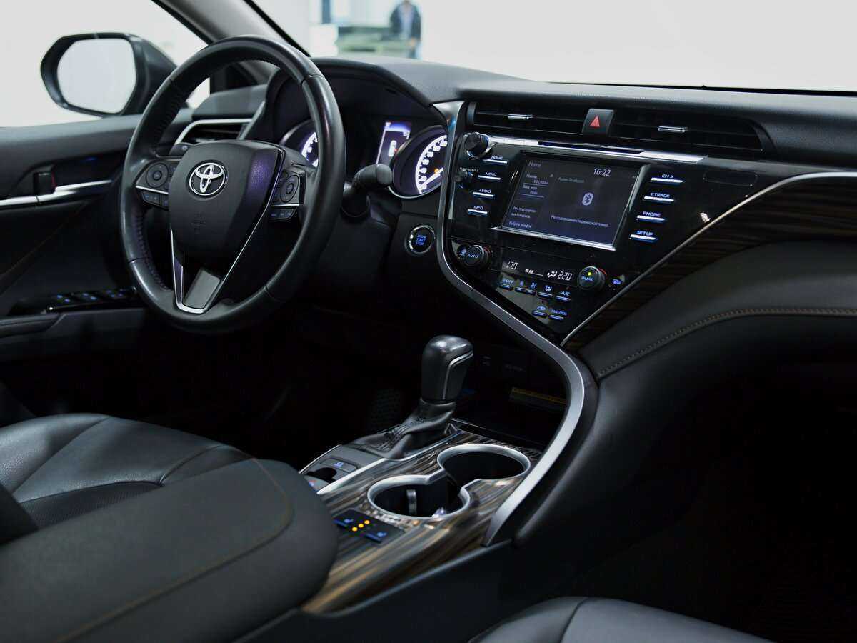 Toyota Camry б/у, 2020, Автоматическая. Фото: #6