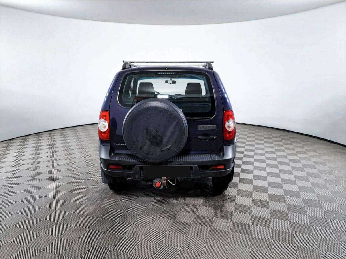 Chevrolet Niva б/у, 2017, Механическая. Фото: #5