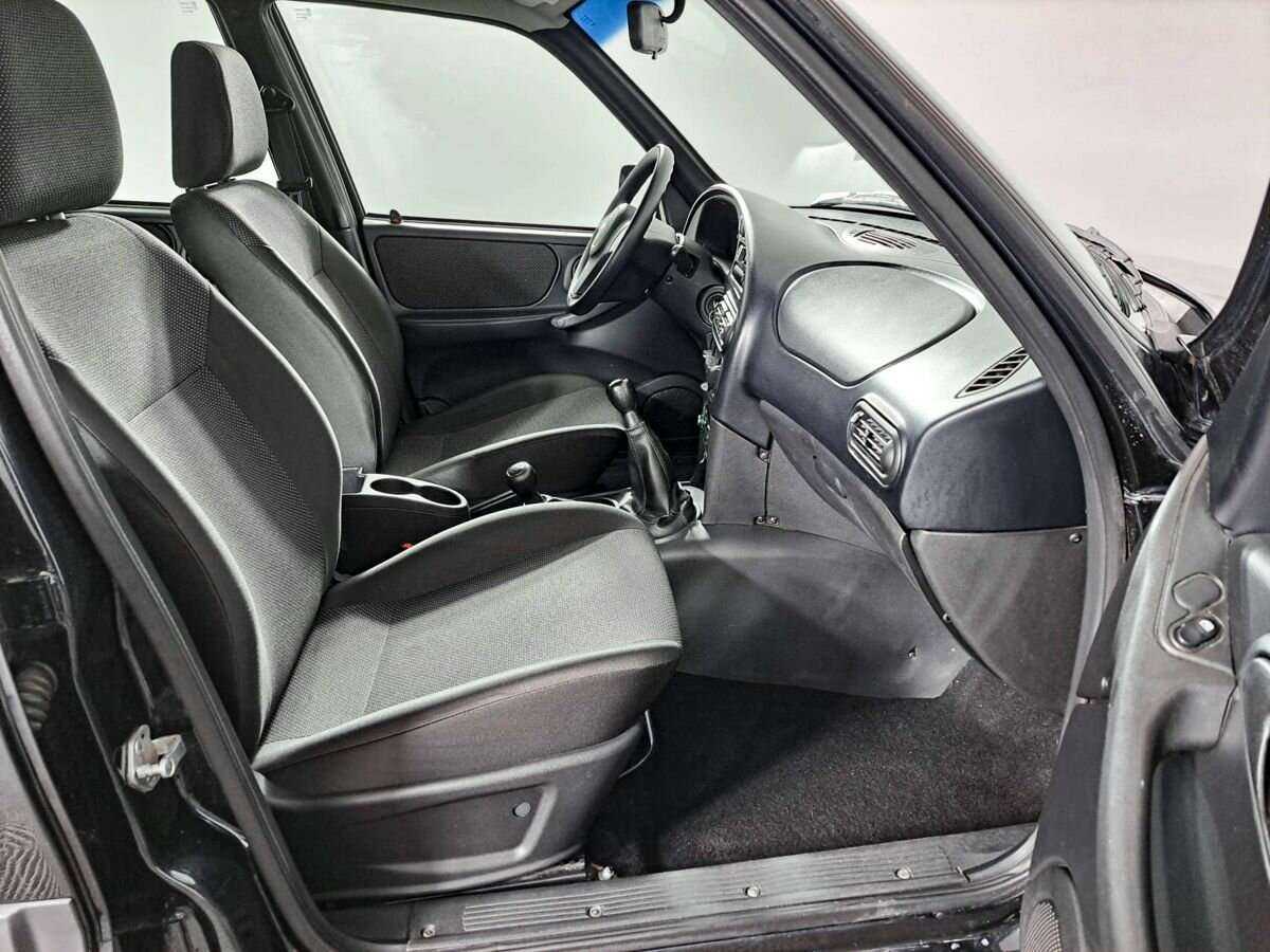 Chevrolet Niva б/у, 2018, Механическая. Фото: #8