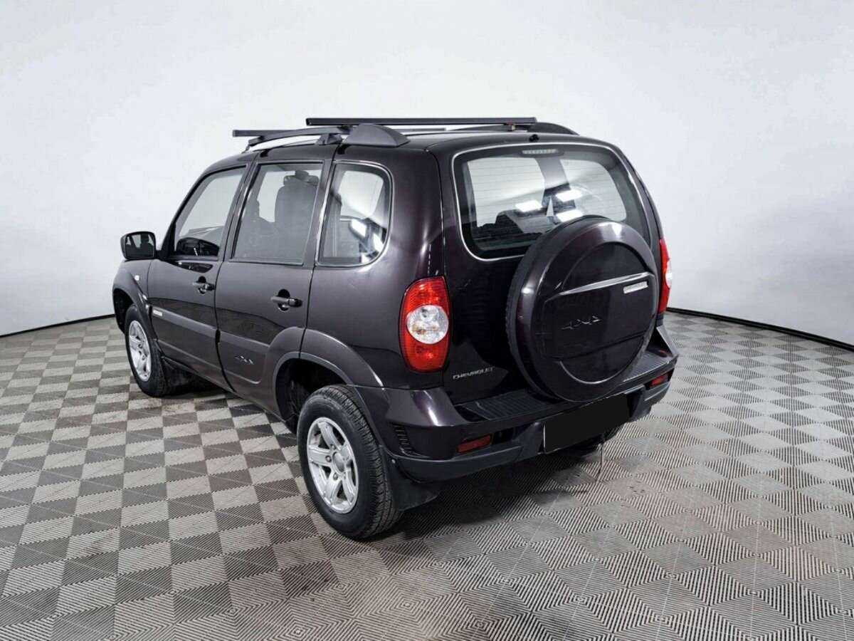 Chevrolet Niva б/у, 2016, Механическая. Фото: #6