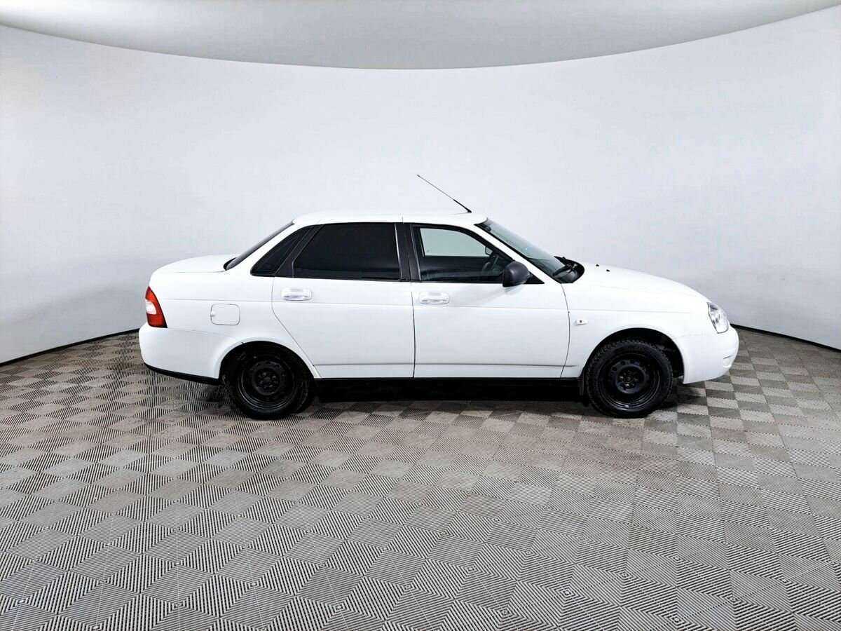 Lada (ВАЗ) Priora б/у, 2016, Механическая. Фото: #3