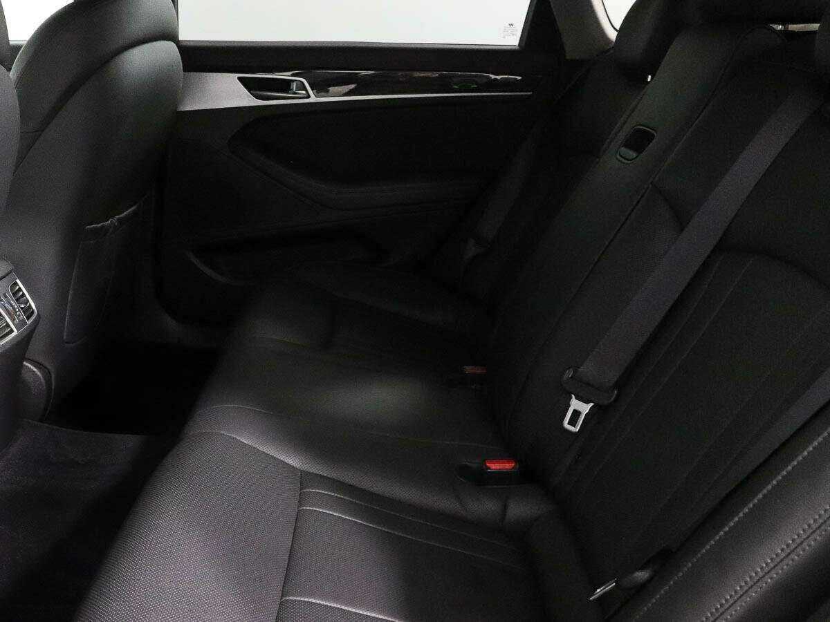 Hyundai Genesis б/у, 2015, Автоматическая. Фото: #7