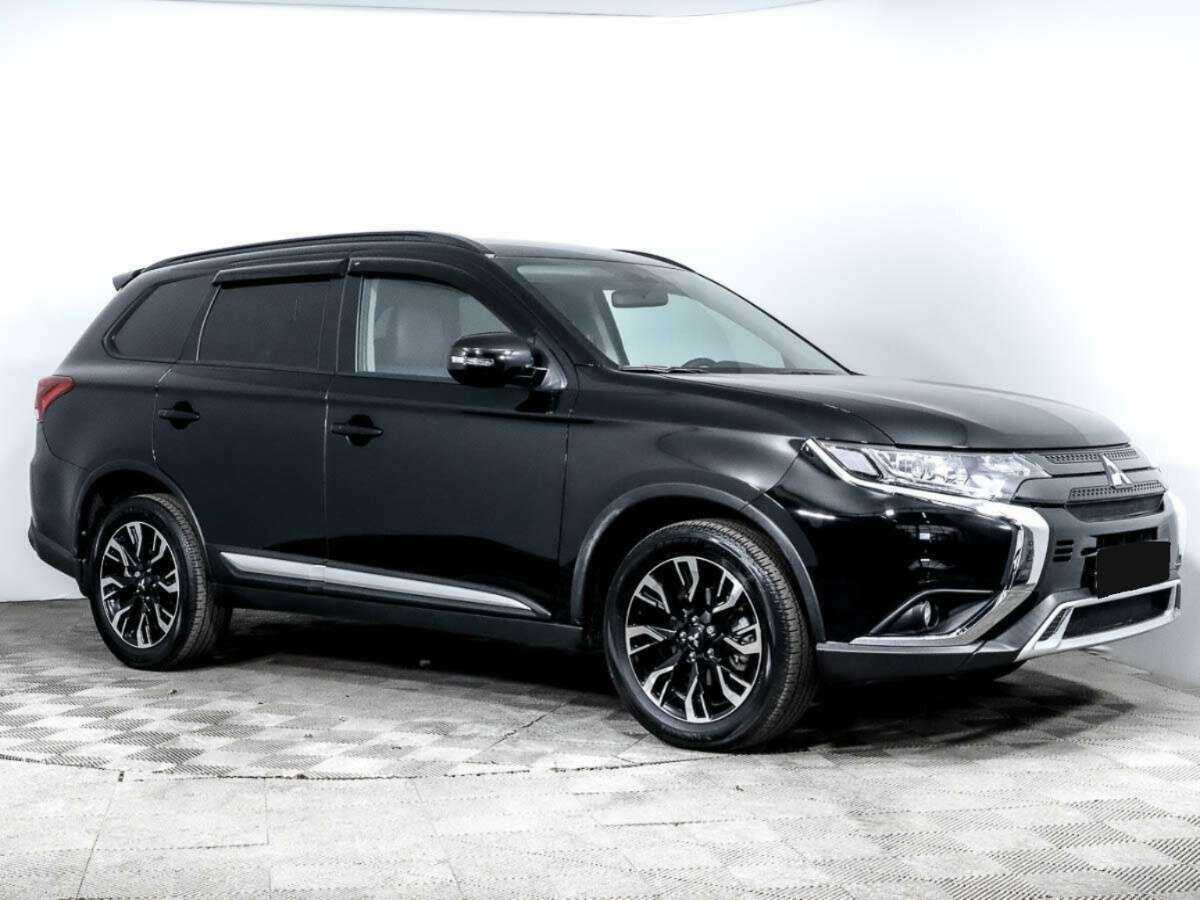 Mitsubishi Outlander б/у, 2022, Вариатор. Фото: #2