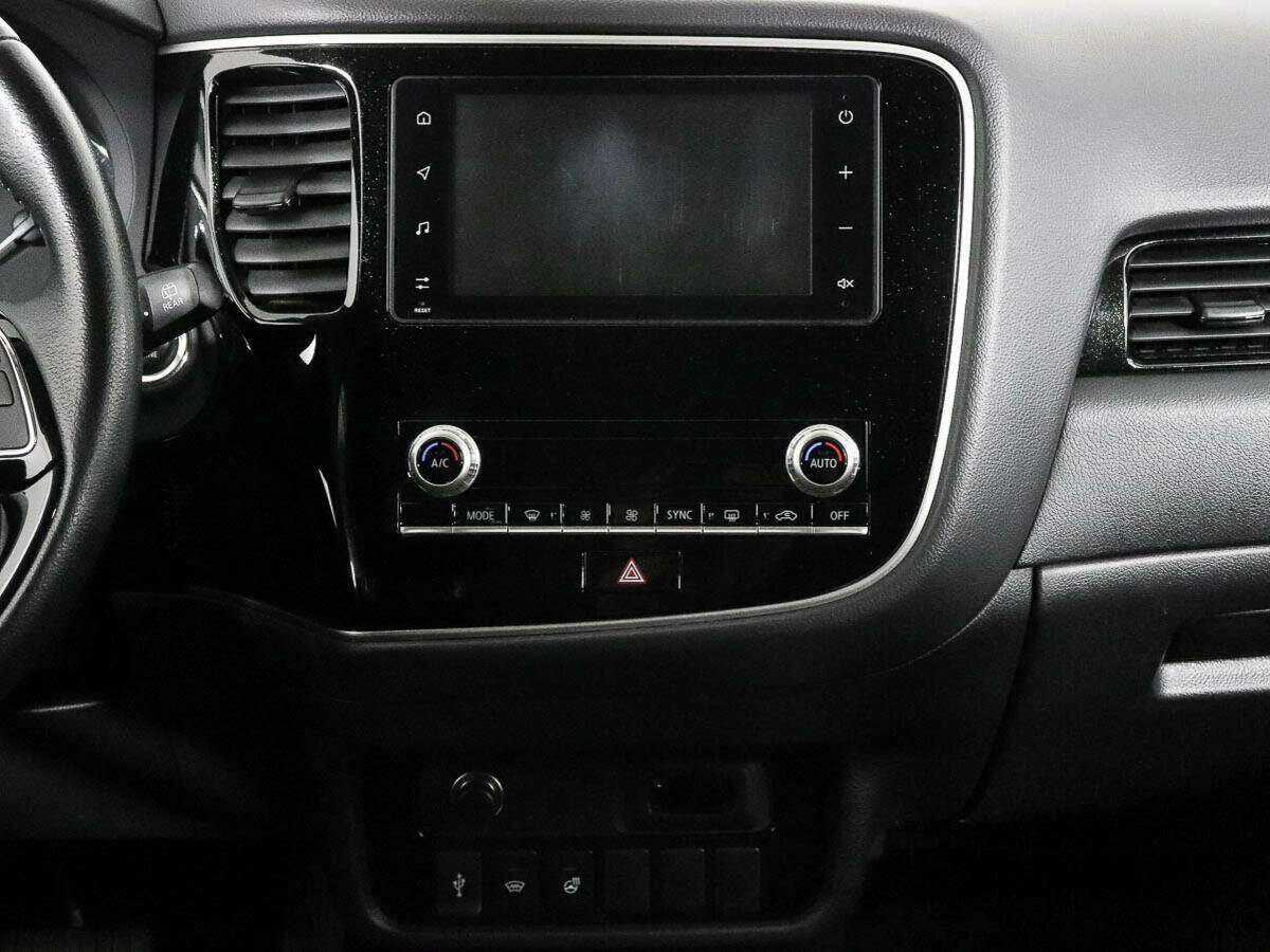 Mitsubishi Outlander б/у, 2021, Вариатор. Фото: #9