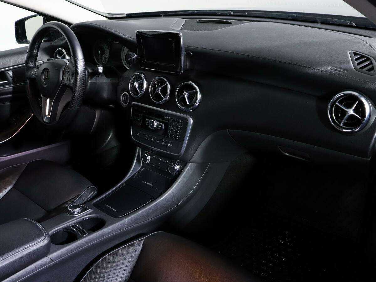 Mercedes-Benz A-Класс б/у, 2013, Роботизированная. Фото: #7