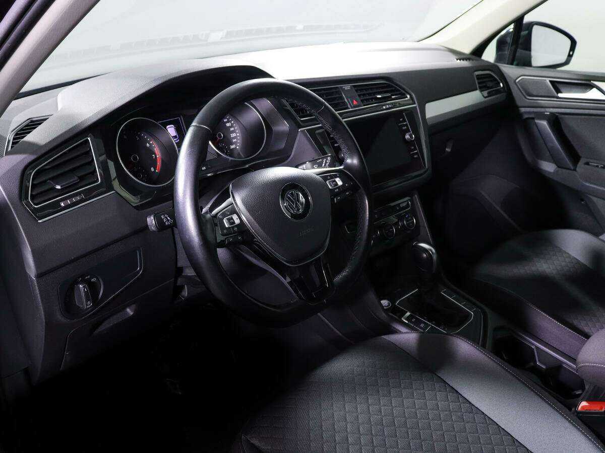 Volkswagen Tiguan б/у, 2020, Роботизированная. Фото: #11