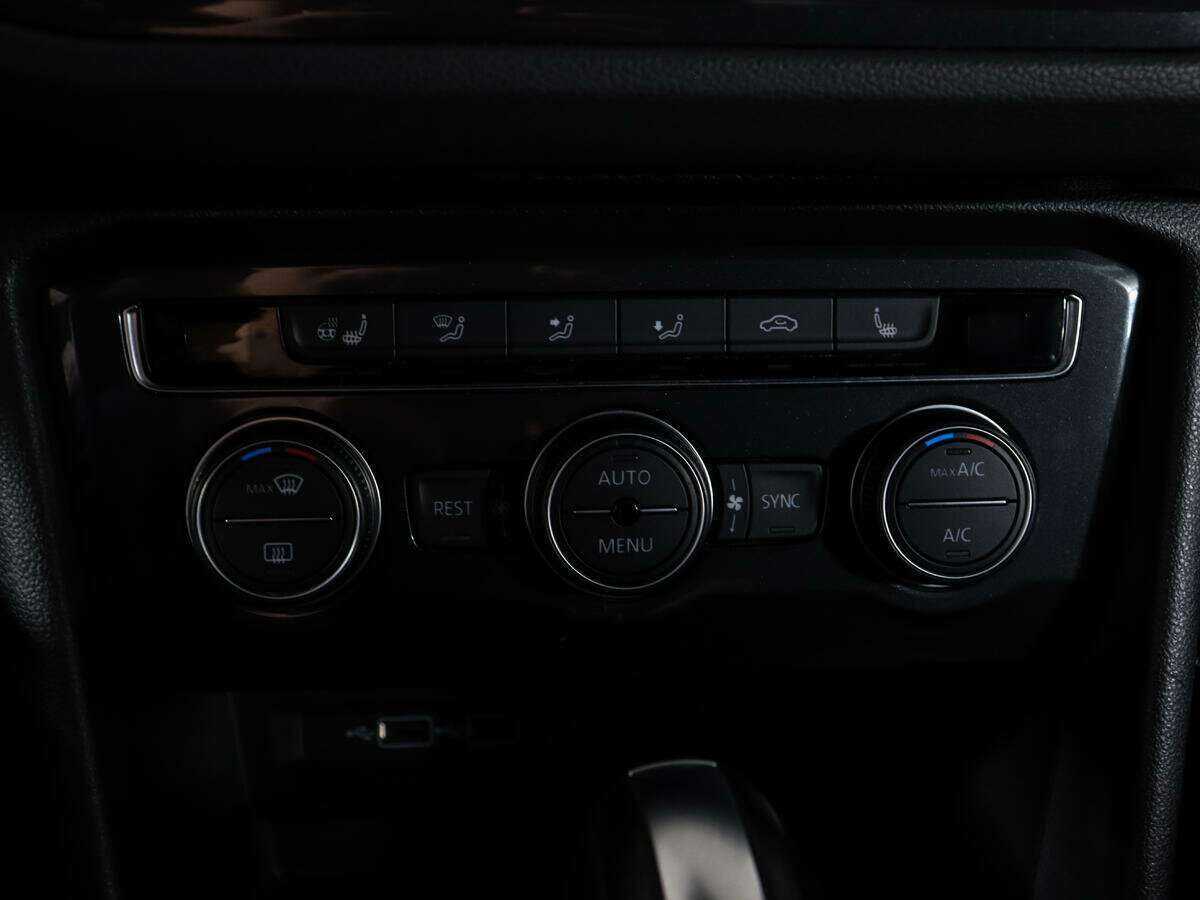 Volkswagen Tiguan б/у, 2020, Роботизированная. Фото: #18