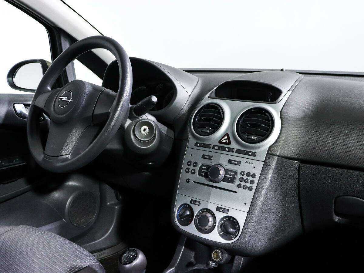 Opel Corsa б/у, 2012, Механическая. Фото: #6