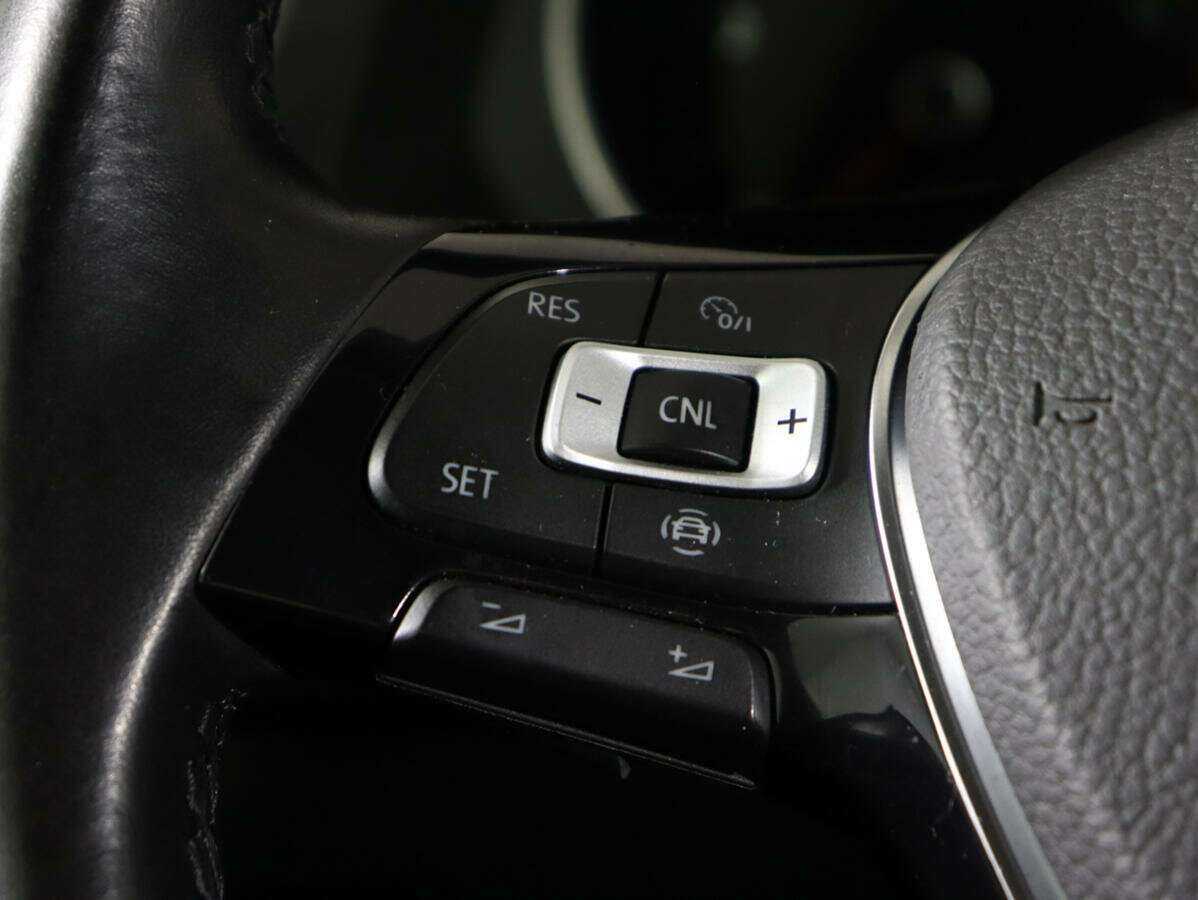 Volkswagen Tiguan б/у, 2020, Роботизированная. Фото: #16