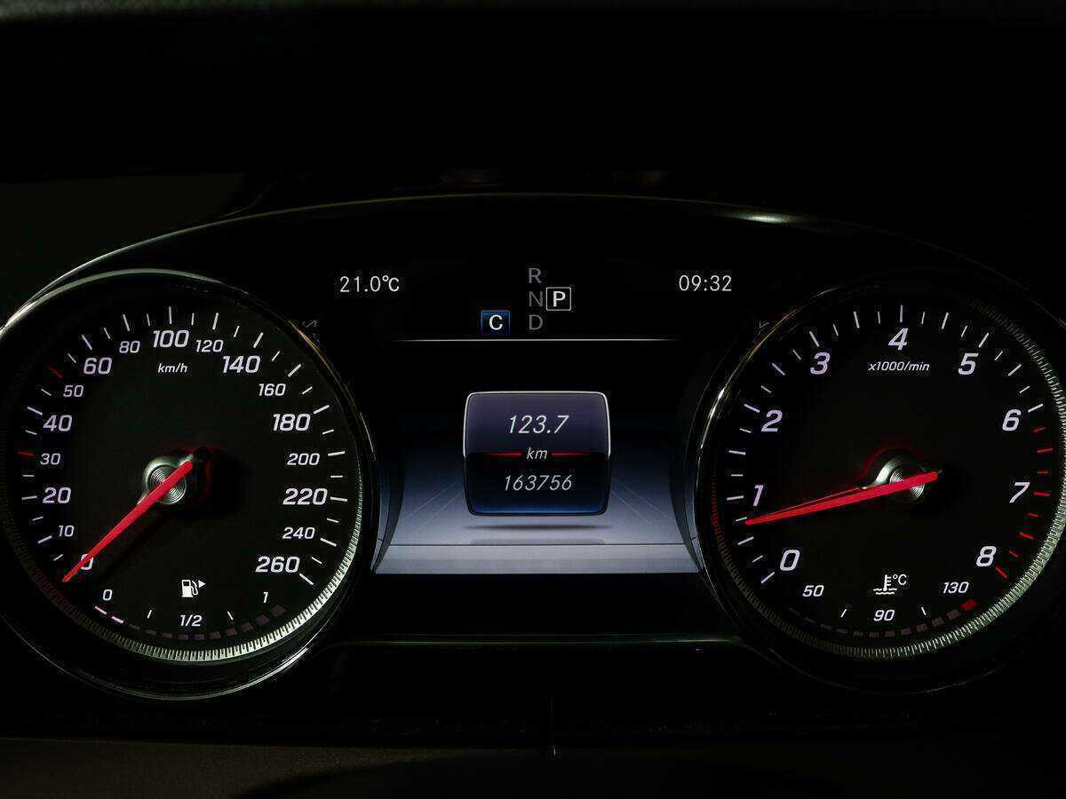 Mercedes-Benz E-Класс б/у, 2016, Автоматическая. Фото: #9