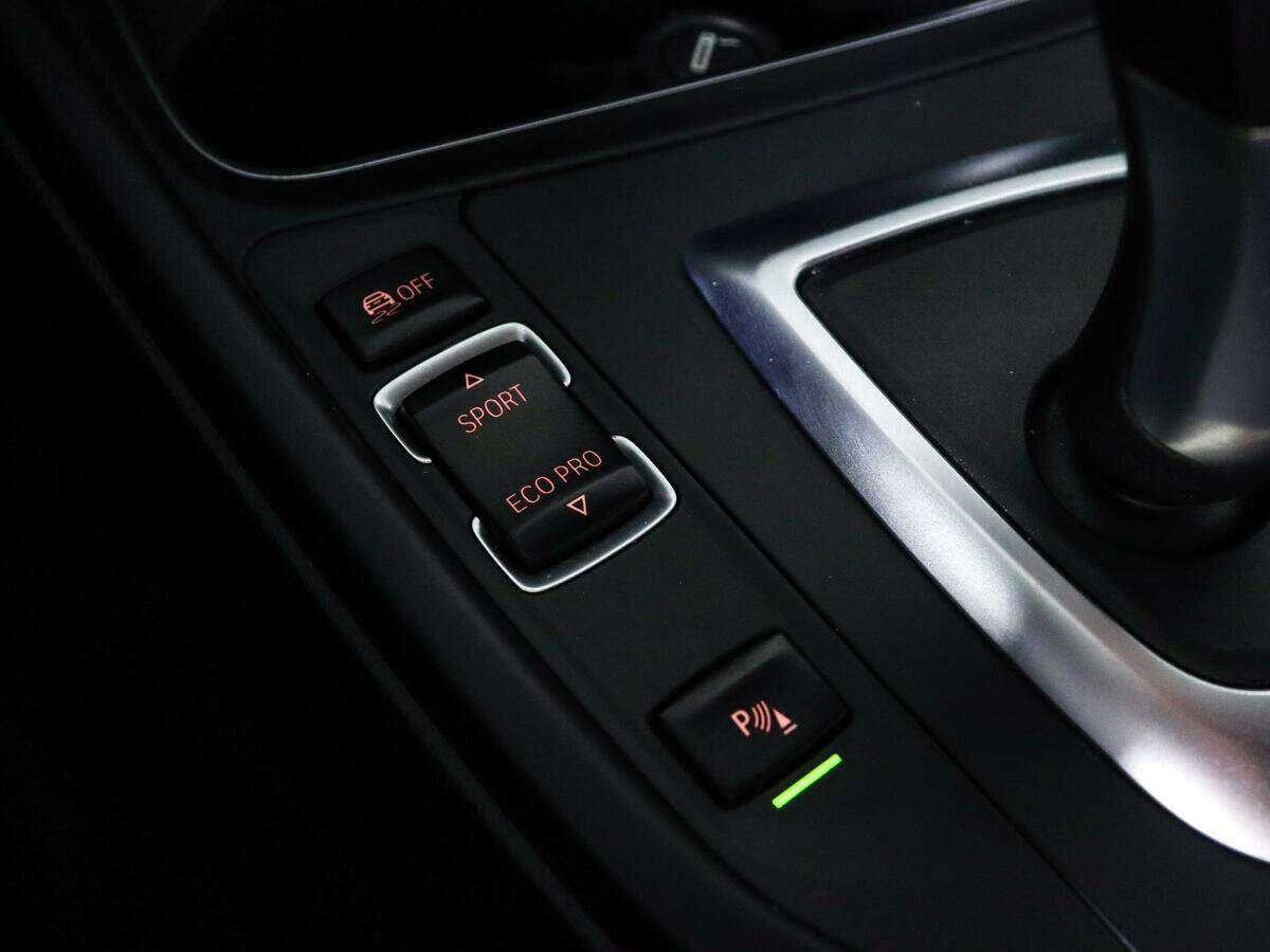 BMW 3 серии б/у, 2017, Автоматическая. Фото: #12