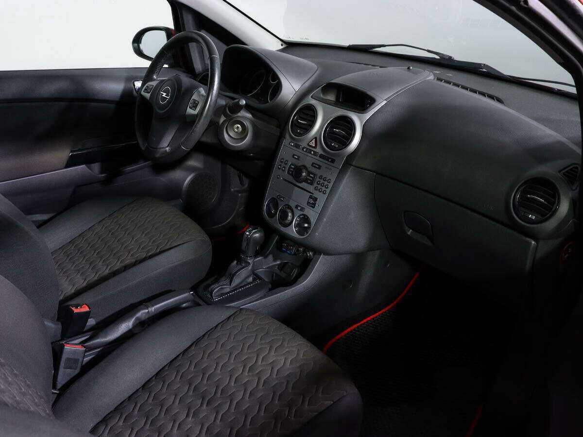 Opel Corsa б/у, 2013, Автоматическая. Фото: #7