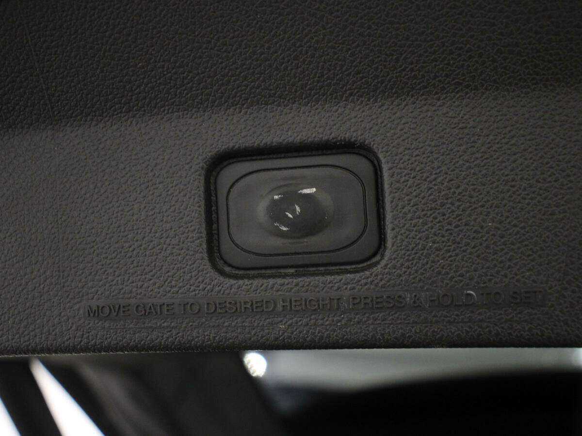 Ford Explorer б/у, 2013, Автоматическая. Фото: #11