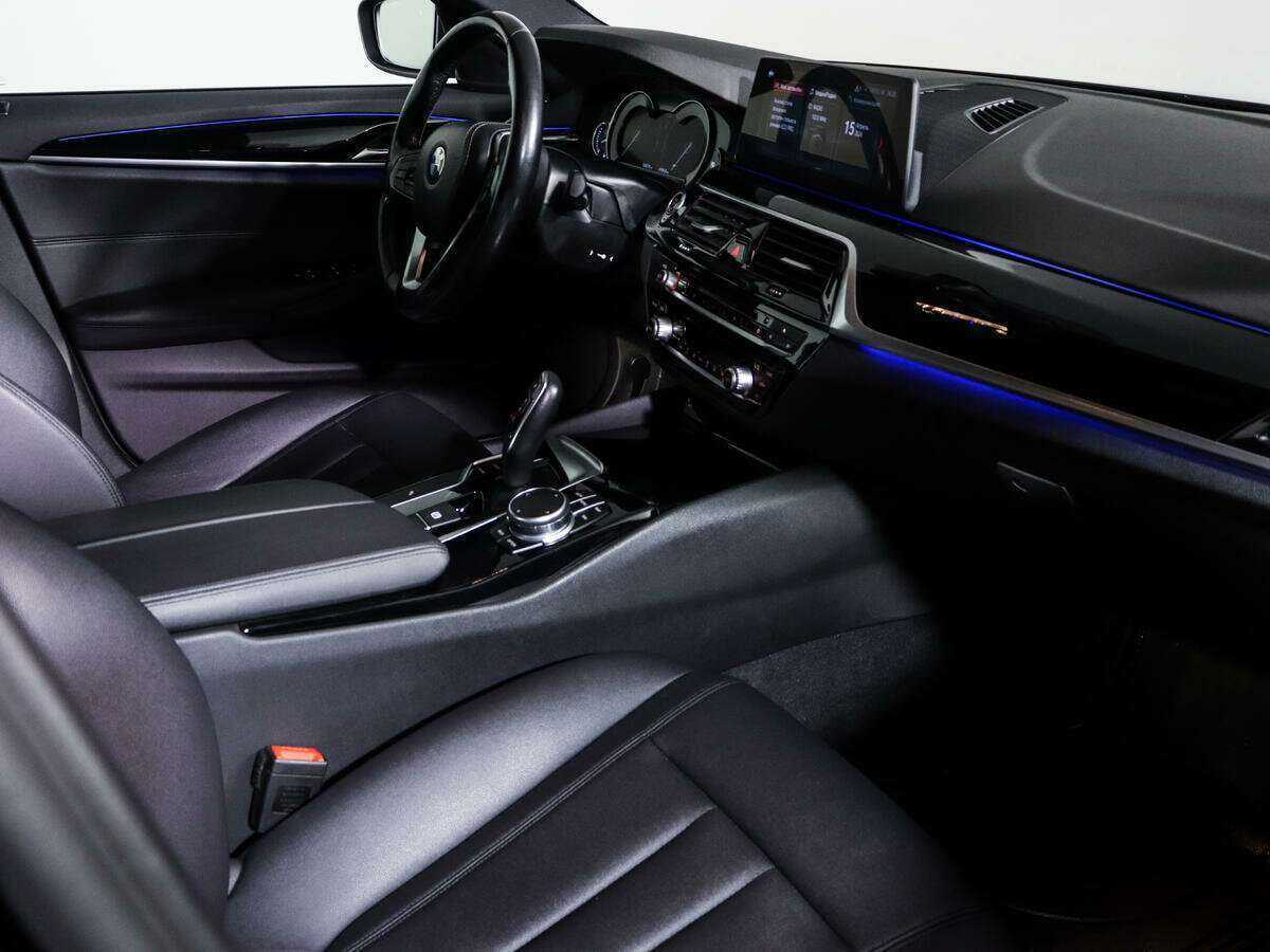 BMW 5 серии б/у, 2017, Автоматическая. Фото: #8