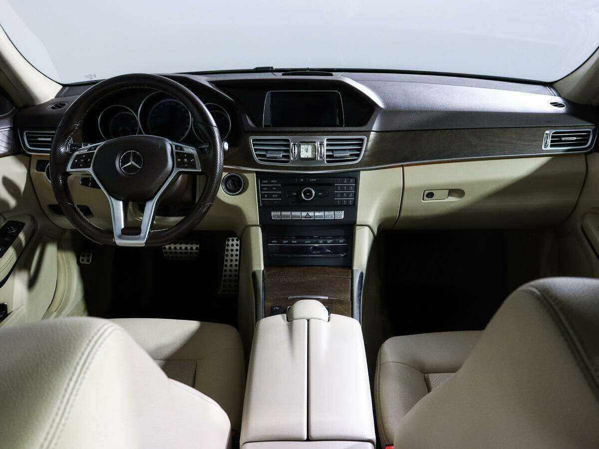 Mercedes-Benz E-Класс б/у, 2015, Автоматическая. Фото: #9