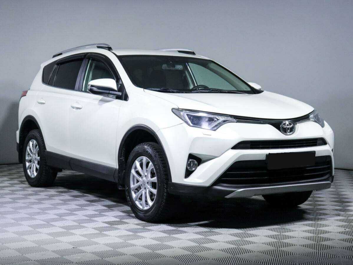 Toyota RAV4 б/у, 2017, Автоматическая. Фото: #2