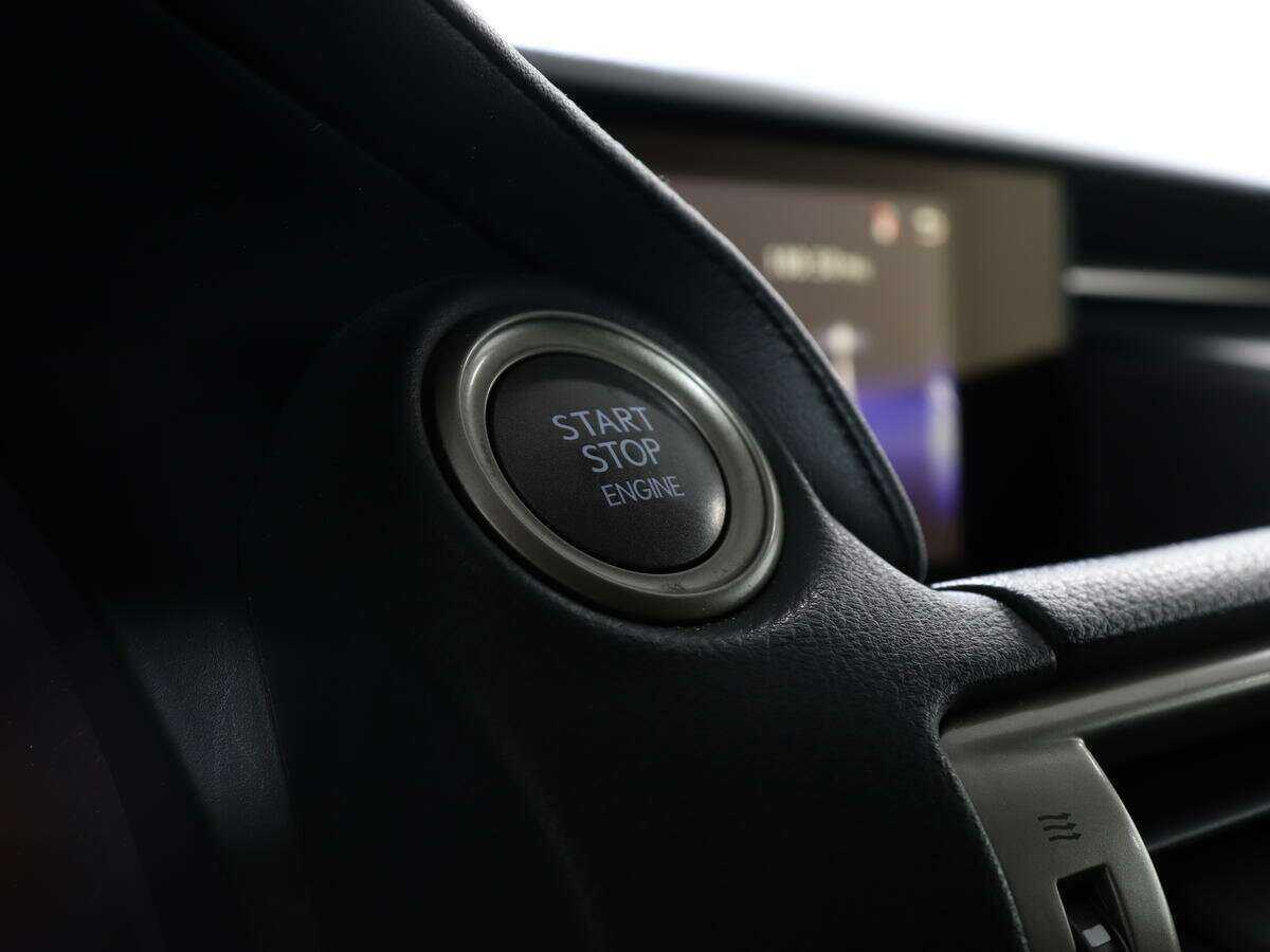 Lexus IS б/у, 2015, Автоматическая. Фото: #18