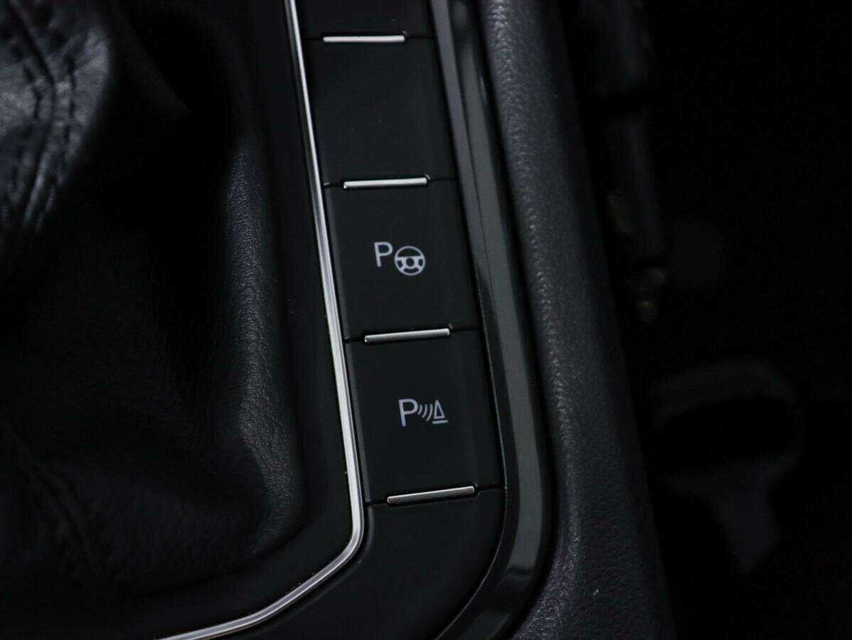 Фольксваген Тигуан б/у, 2018, Роботизированная. Фото: #13