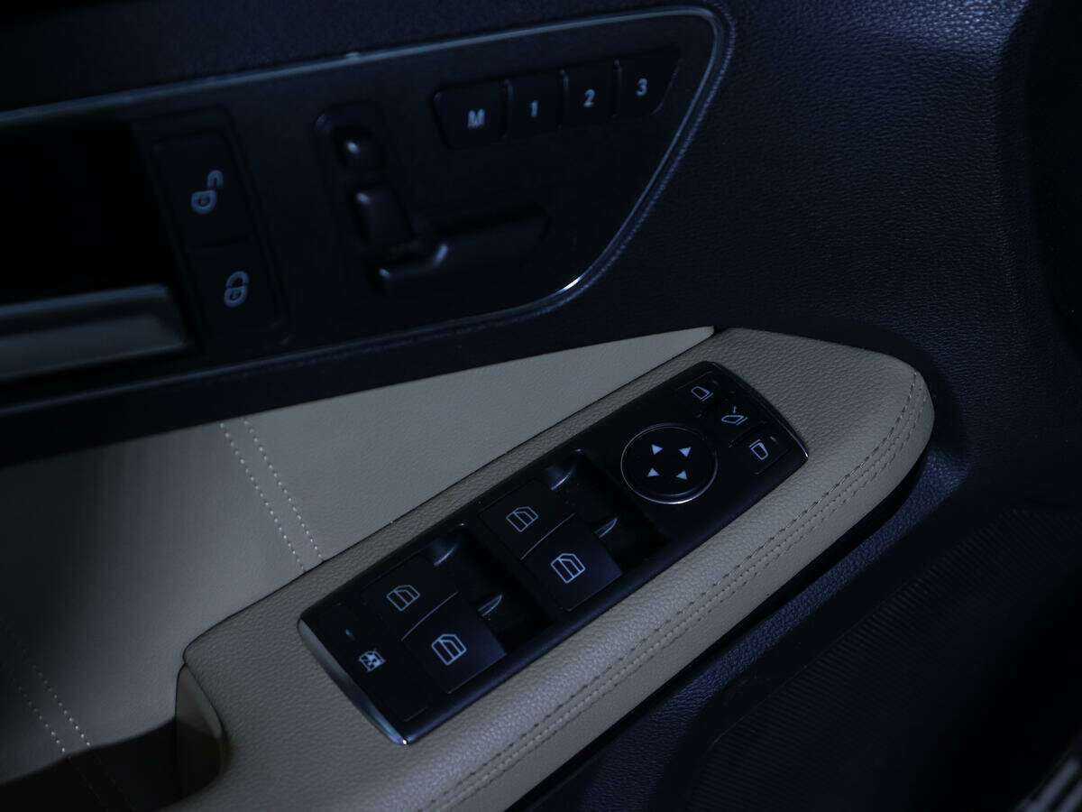 Mercedes-Benz E-Класс б/у, 2012, Автоматическая. Фото: #14