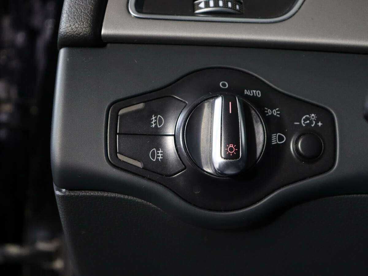 Audi A4 б/у, 2012, Роботизированная. Фото: #15