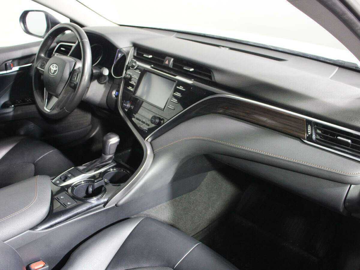 Toyota Camry б/у, 2020, Автоматическая. Фото: #8