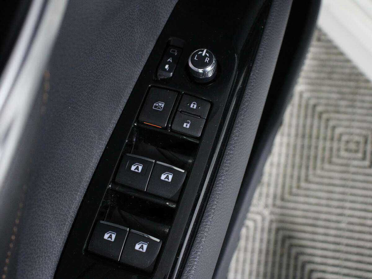 Toyota Camry б/у, 2020, Автоматическая. Фото: #17