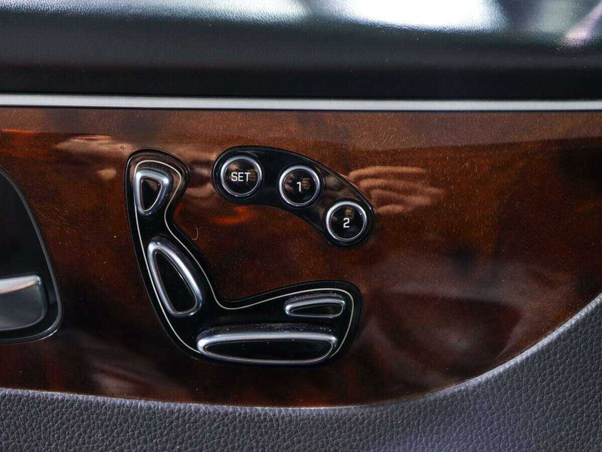 Hyundai Equus б/у, 2014, Автоматическая. Фото: #16